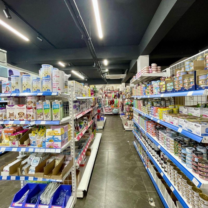 List siêu thị thú cưng gần đây 2 Những thách thức các siêu thị thú cưng gần đây gặp phải.