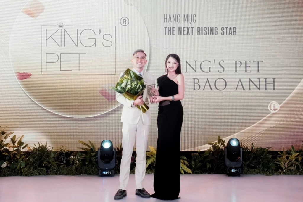 1 aa 5704 1735041008