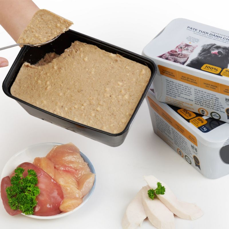 The Pet Công ty sản xuất pate tươi uy tín – Chất lượng từ quy trình đến nguyên liệu 3 Công ty cam kết chọn nguyên liệu sạch và an toàn.