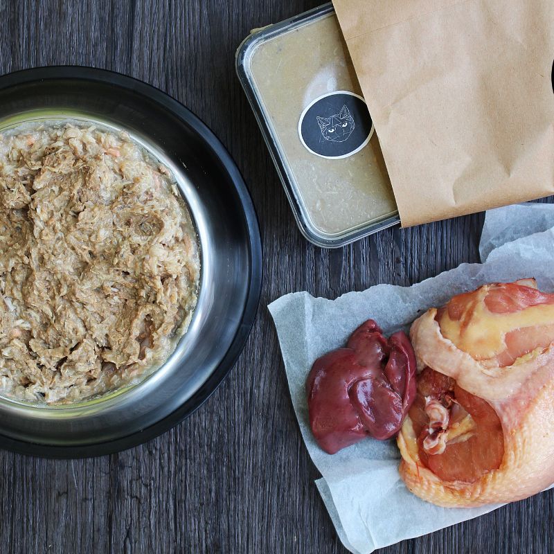 Doanh nghiệp cao cấp có mạng lưới phân phối ổn định.