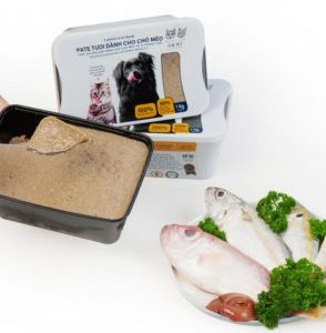 Khám phá các nhà máy sản xuất pate tươi cho chó mèo tại Việt Nam đạt chuẩn quốc tế